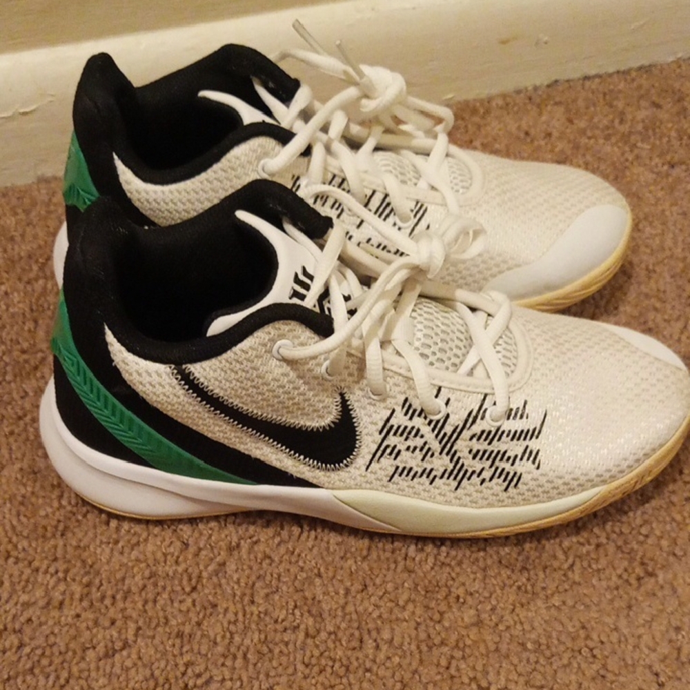 Nike Kids White and Black Sneakers
